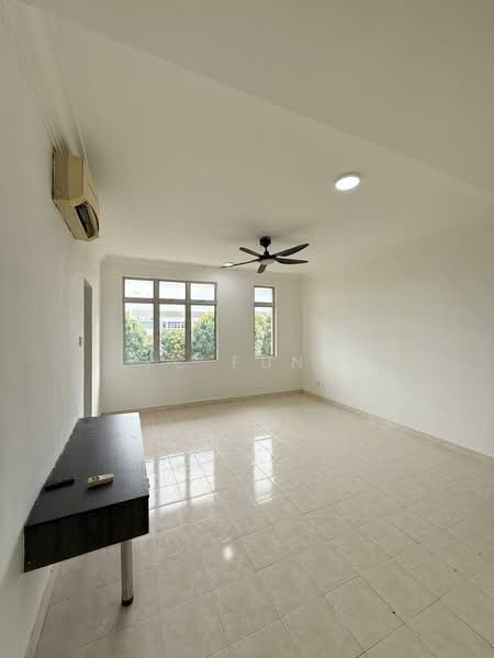Townhouse for Sale in Johor Bahru (Johor) - YC Fung - Living Room - PropertyGuru.com.my