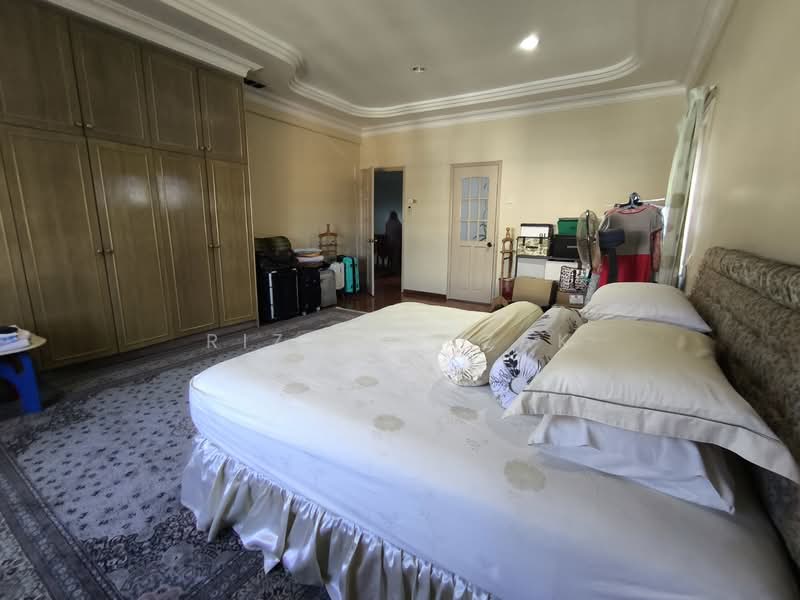 Petaling Jaya untuk Untuk Dijual - RM 3,000,000, Mac 2026 - Bedroom - PropertyGuru.com.my