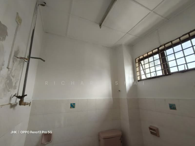 Permas Jaya untuk Untuk Disewa - RM 2,700 /bulan, Feb 2026 - Bathroom - PropertyGuru.com.my
