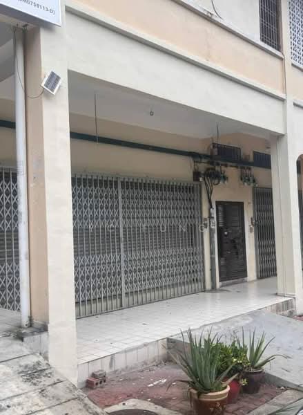 Shop / Office for Sale in Skudai (Johor) - YC Fung - Exterior - PropertyGuru.com.my