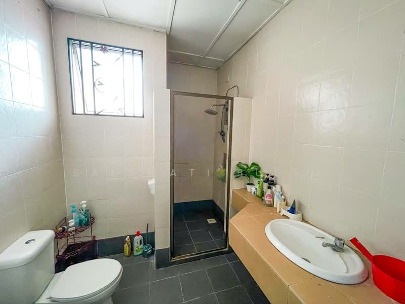 2-storey Terraced House for Sale in Alam Budiman (Shah Alam) - Salawati Busro - Bathroom - PropertyGuru.com.my