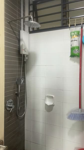 Service Residence for Rent at Palazio - Louis Tan - Bathroom - PropertyGuru.com.my