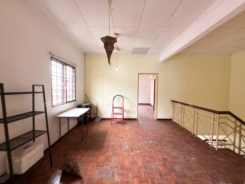 2-storey Terraced House for Sale in Bandar Tun Hussein Onn (Cheras) - Mohammad Omar - Living Room - PropertyGuru.com.my