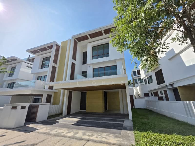 Semi-Detached House for Sale in Presint 8 (Putrajaya) - Kamil Ghazali - Exterior - PropertyGuru.com.my