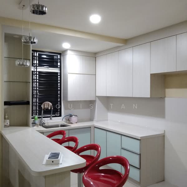 D'Ambience Residences (Pangsapuri Ikatan Flora) untuk Untuk Disewa - RM 2,000 /bulan, Mac 2026 - Kitchen - PropertyGuru.com.my