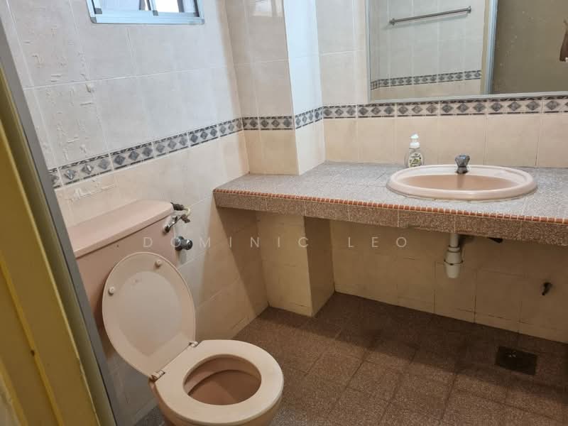 Condominium for Rent at Rayaria - Dominic Leo - Bathroom - PropertyGuru.com.my