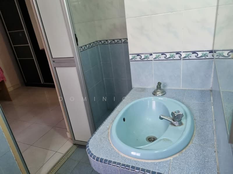 Condominium for Rent at Rayaria - Dominic Leo - Bathroom - PropertyGuru.com.my