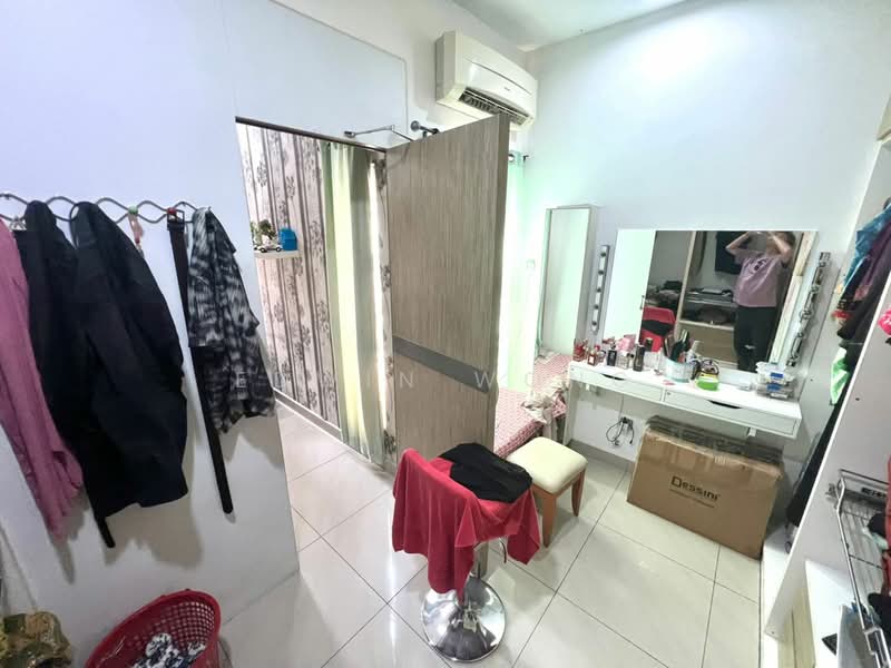 Townhouse for Sale in Jalan Ipoh (Kuala Lumpur) - Edwin Wong - Interior - PropertyGuru.com.my