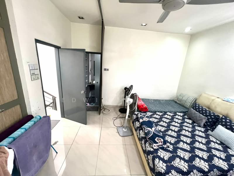 Townhouse for Sale in Jalan Ipoh (Kuala Lumpur) - Edwin Wong - Bedroom - PropertyGuru.com.my