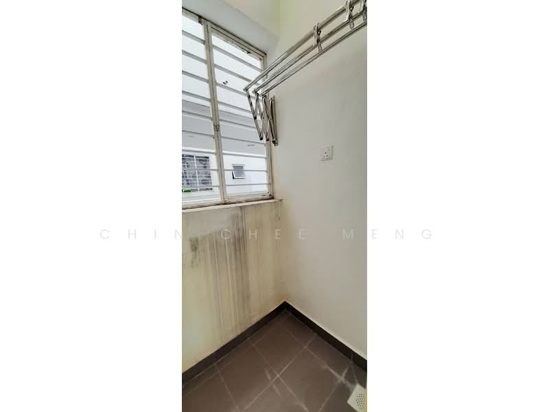 Galleria Equine Park untuk Untuk Dijual - RM 228,000, Mac 2026 - Balcony - PropertyGuru.com.my