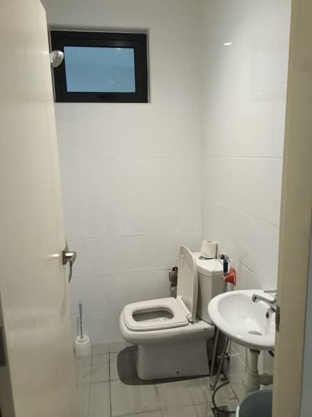 Condominium for Sale at Grace Residence - Sam Yeoh - Bathroom - PropertyGuru.com.my