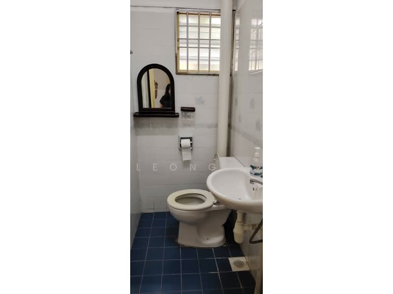 Springfield Condominium untuk Untuk Disewa - RM 1,400 /bulan, Feb 2026 - Bathroom - PropertyGuru.com.my