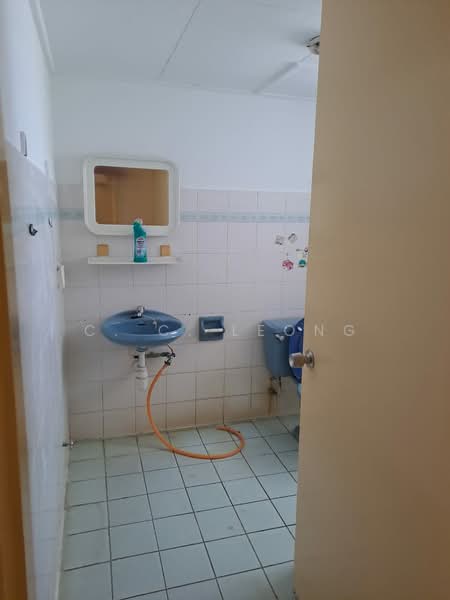 Condominium for Rent at Sri Desa - C. C. Leong - Bathroom - PropertyGuru.com.my