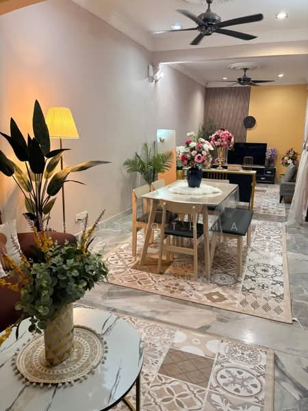 Taman Kobena untuk Untuk Dijual - RM 305,000, Feb 2026 - Living Room - PropertyGuru.com.my