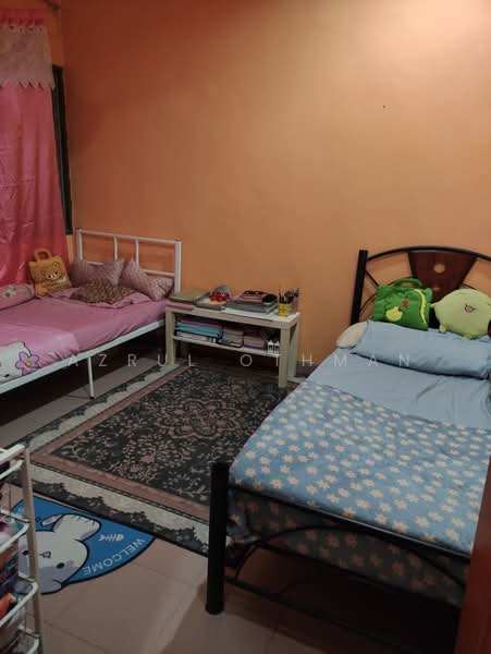 Rumah Teres 1 Tingkat untuk Dijual di Taman Kobena (Senawang) - Azrul Othman - Bedroom - PropertyGuru.com.my