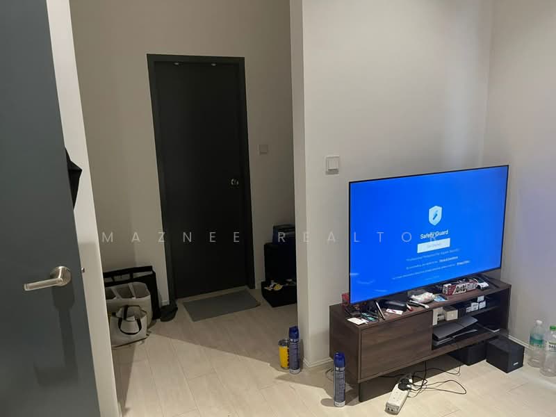 Semi-Detached House for Rent in Dengkil (Selangor) - Maznee Realtor - Living Room - PropertyGuru.com.my