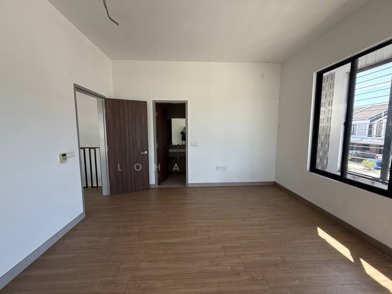 Terraced House for Sale in Elmina (Shah Alam) - Loharaj . - PropertyGuru.com.my