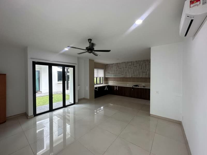 Beethoven, Symphony Hills untuk Untuk Dijual - RM 2,000,000, Feb 2026 - Living Room - PropertyGuru.com.my