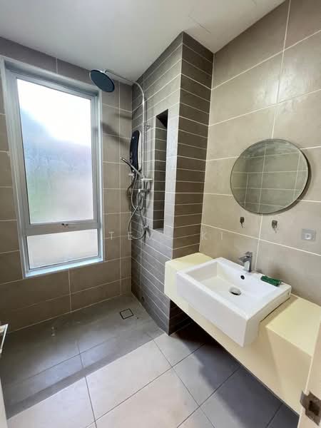 Terraced House for Rent in Bandar Saujana Putra (Tanjong Duabelas) - STEVE KI - Bathroom - PropertyGuru.com.my