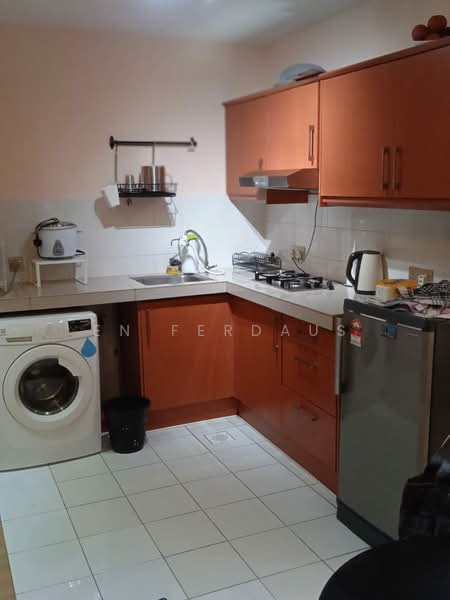 Service Residence for Sale at Maytower Serviced Residences - En Ferdaus - Kitchen - PropertyGuru.com.my