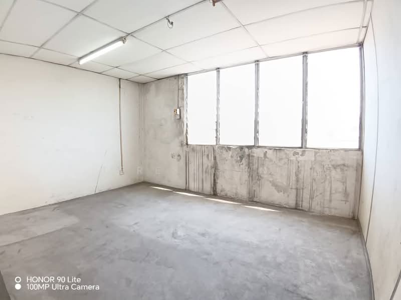 Terrace Factory for Rent in Amj Light Industrial Park (Klang) - Teresa Teng - Interior - PropertyGuru.com.my