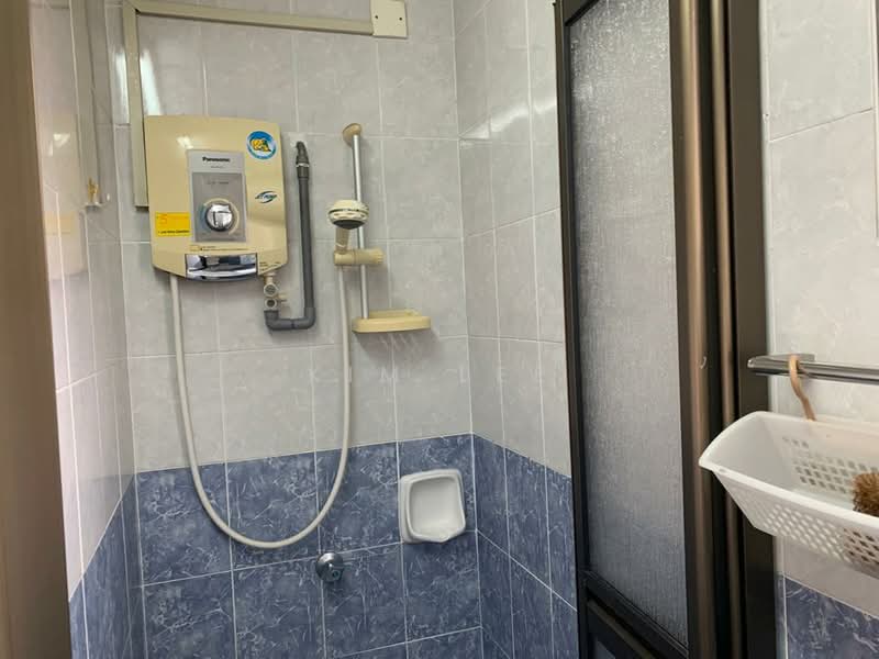 Bukit Sungai Long 2 untuk Untuk Disewa - RM 1,800 /bulan, Feb 2026 - Bathroom - PropertyGuru.com.my