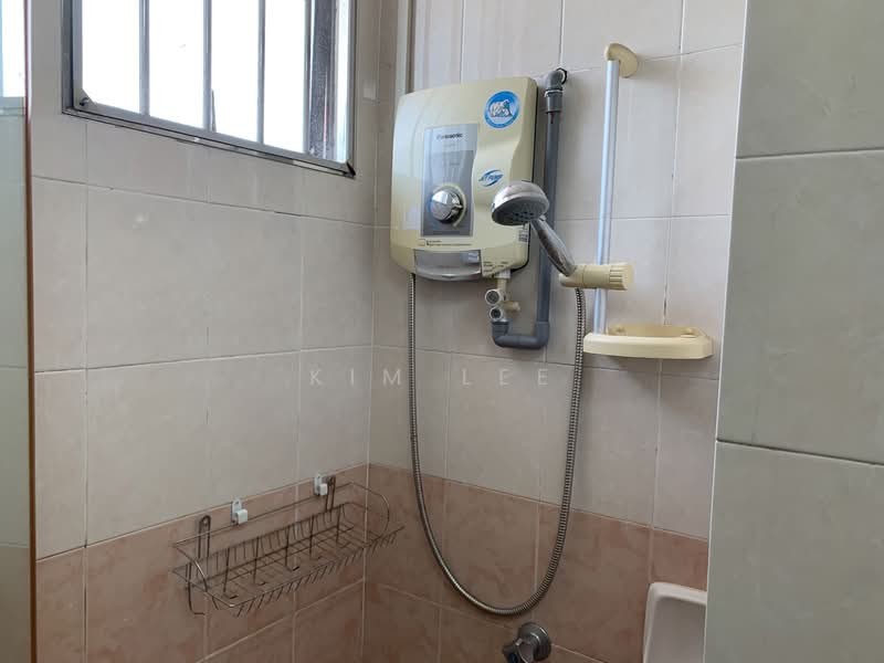 Bukit Sungai Long 2 untuk Untuk Disewa - RM 1,800 /bulan, Feb 2026 - Bathroom - PropertyGuru.com.my