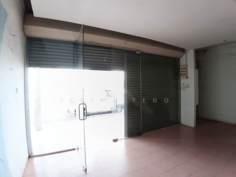 Shop / Office for Sale in Taman Mutiara (Klang) - Teresa Teng - Entrance - PropertyGuru.com.my