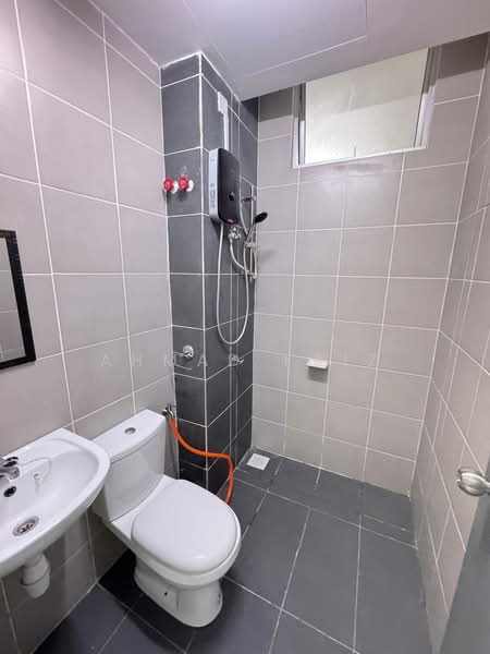 Townhouse for Rent in Dengkil (Selangor) - Ahmad Faiz - Bathroom - PropertyGuru.com.my
