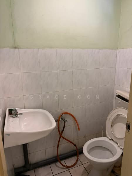 Office for Rent in Kelana Jaya (Petaling Jaya) - Grace Oon - Bathroom - PropertyGuru.com.my