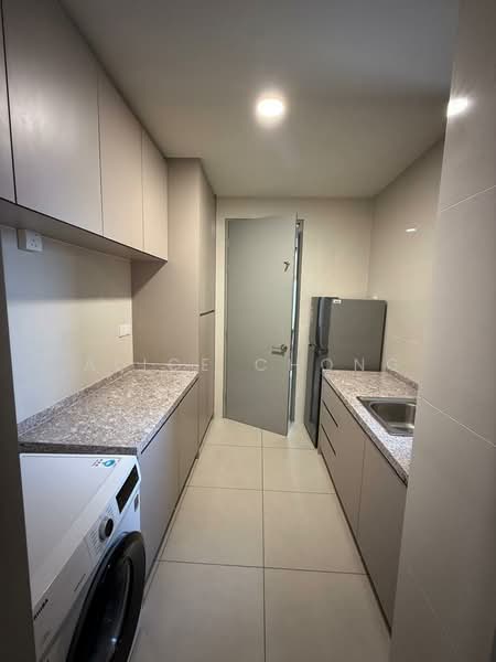 Service Residence for Rent at The Era @ Duta North - Alice Chong - Kitchen - PropertyGuru.com.my
