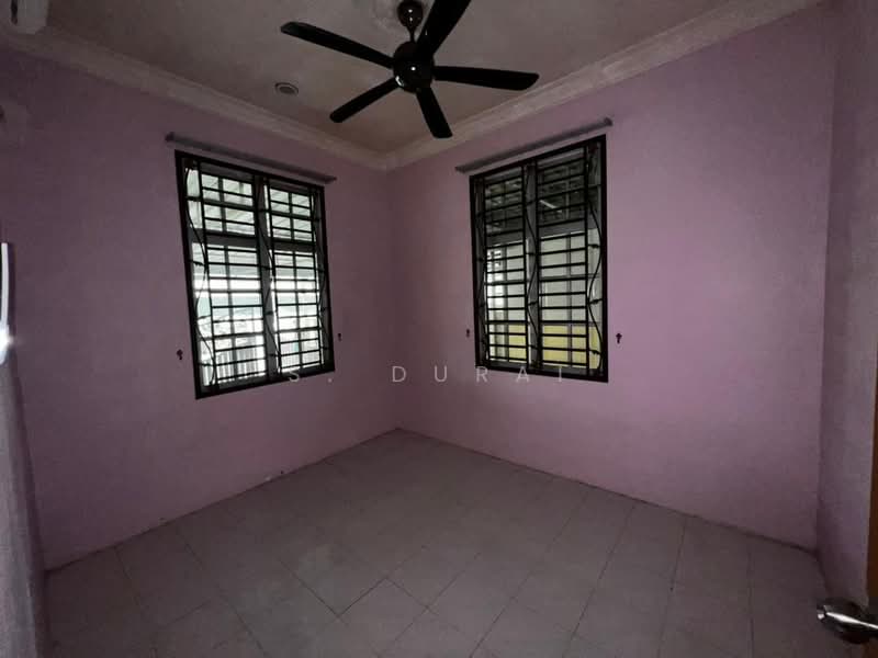 Taman Desa Skudai Terrace untuk Untuk Dijual - RM 520,000, Feb 2026 - Bedroom - PropertyGuru.com.my