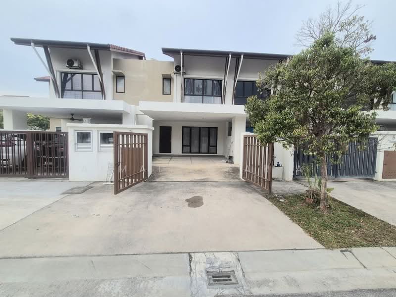 2-storey Terraced House for Sale in Semenyih (Selangor) - Akmal Zakaria - PropertyGuru.com.my