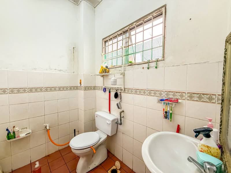 2-storey Terraced House for Sale in Sungai Buloh (Selangor) - Akmal Zakaria - PropertyGuru.com.my