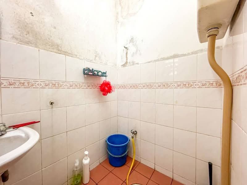 2-storey Terraced House for Sale in Sungai Buloh (Selangor) - Akmal Zakaria - PropertyGuru.com.my