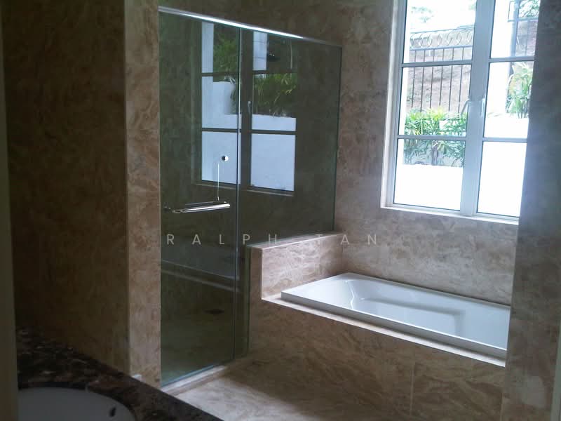 Semi-Detached House for Rent in Damansara Heights (Kuala Lumpur) - Ralph Tan - Bathroom - PropertyGuru.com.my