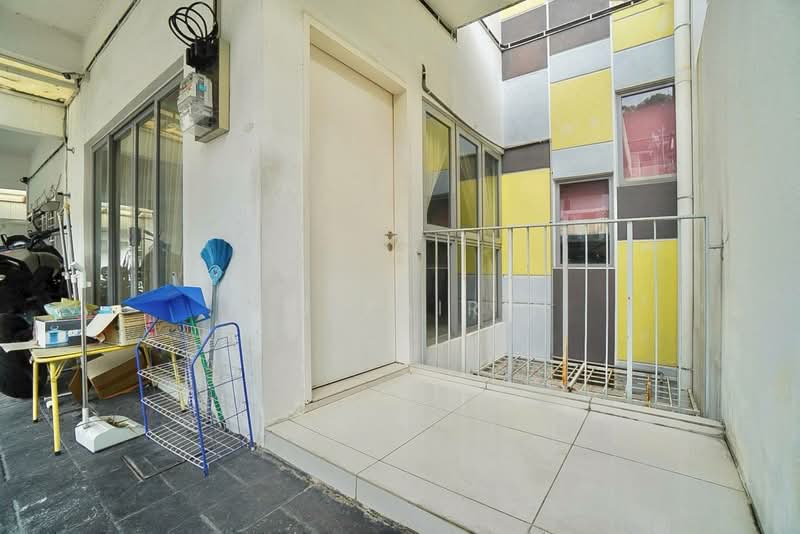 3-storey Terraced House for Sale in Gombak (Kuala Lumpur) - M.J Zairin - Exterior - PropertyGuru.com.my