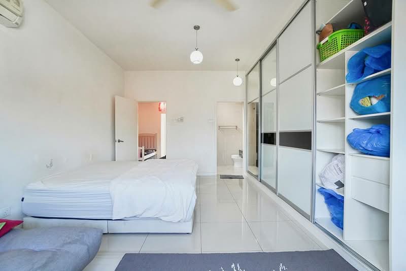 3-storey Terraced House for Sale in Gombak (Kuala Lumpur) - M.J Zairin - Bedroom - PropertyGuru.com.my