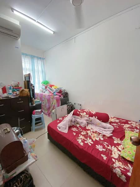 2-storey Terraced House for Sale in Taman Bestari Indah (Ulu Tiram) - Louis Tan - Bedroom - PropertyGuru.com.my