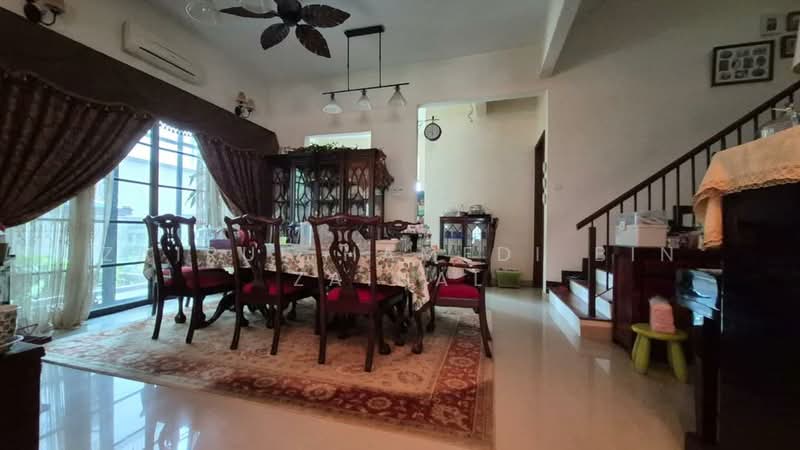 Semi-Detached House for Sale in Bukit Jelutong (Shah Alam) - Zairul Hamedi Bin Zainal - Dining Room - PropertyGuru.com.my