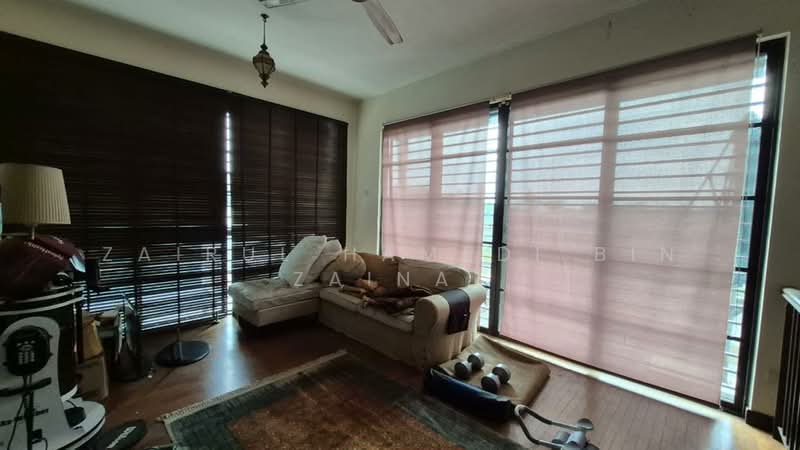 Semi-Detached House for Sale in Bukit Jelutong (Shah Alam) - Zairul Hamedi Bin Zainal - Living Room - PropertyGuru.com.my