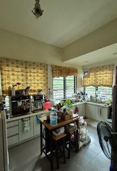 Semi-Detached House for Sale in Bukit Jelutong (Shah Alam) - Zairul Hamedi Bin Zainal - Kitchen - PropertyGuru.com.my
