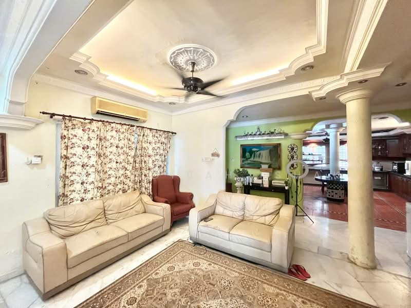 Damai Bakti untuk Untuk Dijual - RM 960,000, Feb 2026 - Living Room - PropertyGuru.com.my