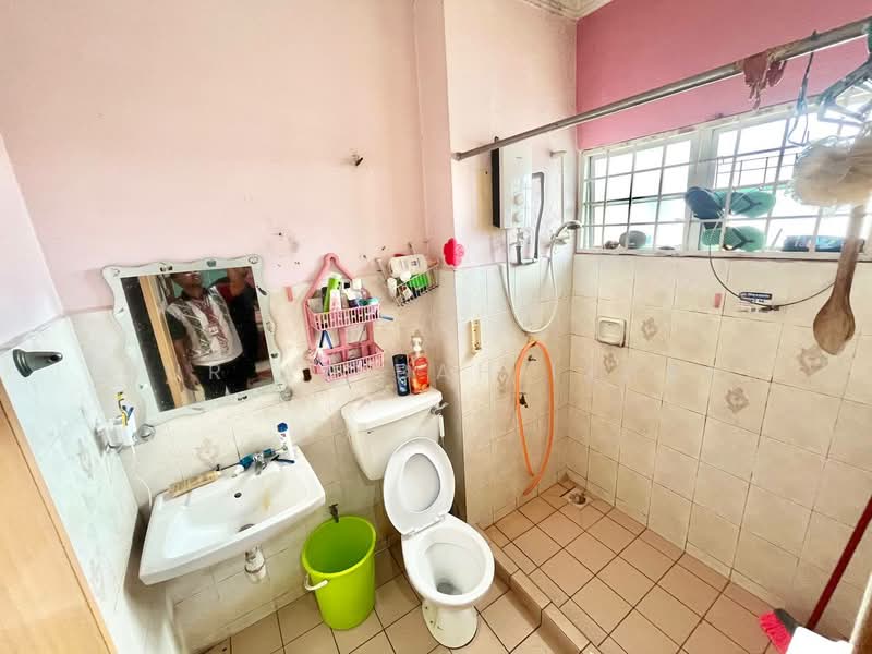 Damai Bakti untuk Untuk Dijual - RM 960,000, Feb 2026 - Bathroom - PropertyGuru.com.my