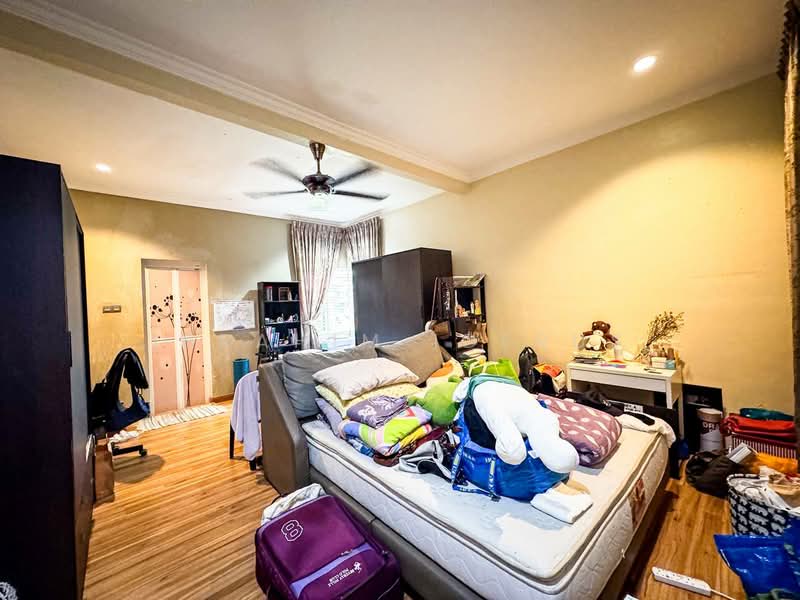 Bungalow for Sale in Shah Alam (Selangor) - Ibrahim Iderus - Bedroom - PropertyGuru.com.my