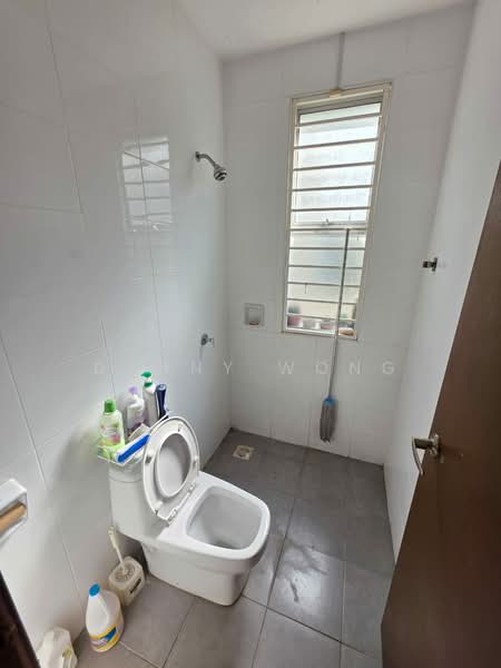 Cluster House for Sale in Rawang (Selangor) - Danny Wong - Bathroom - PropertyGuru.com.my