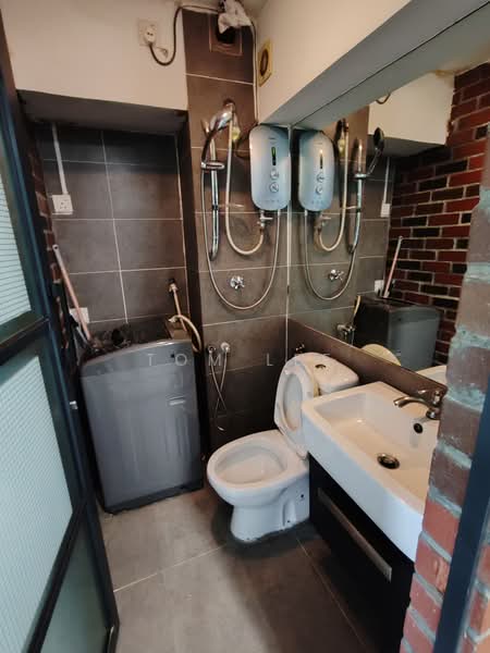 Condominium for Rent at Empire Damansara (Empire SOHO 2) - Tom Lee - Bathroom - PropertyGuru.com.my