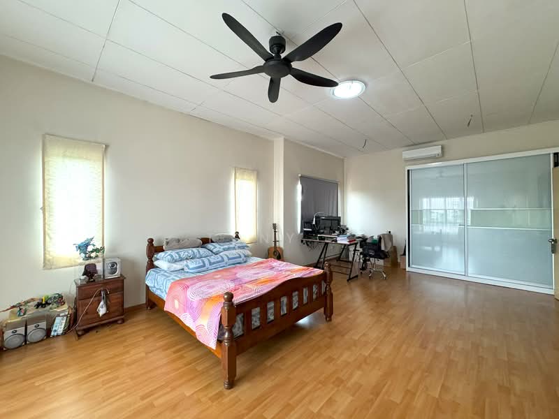 2.5-storey Terraced House for Sale in Bandar Botanic (Klang) - Tony . - Bedroom - PropertyGuru.com.my
