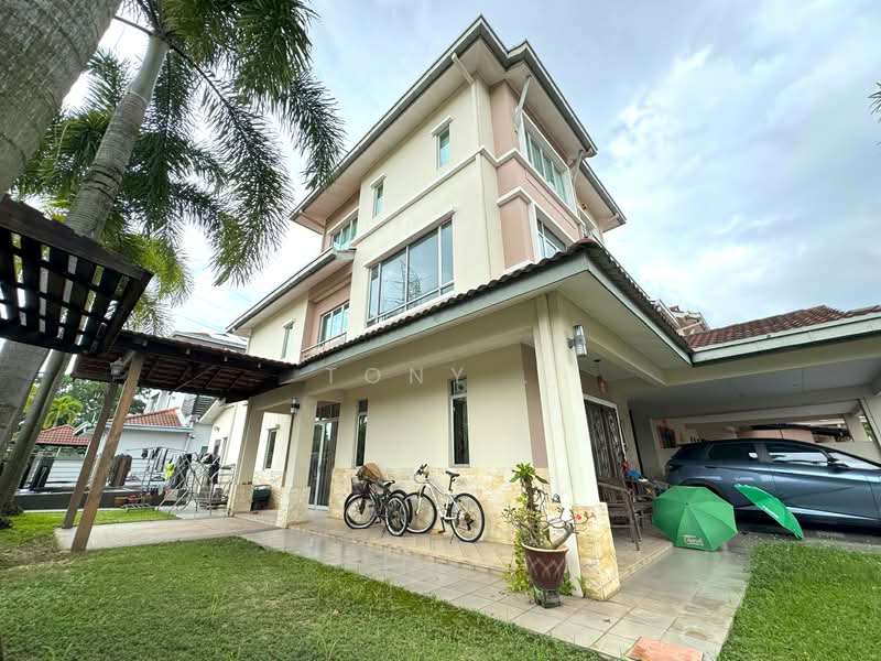 2.5-storey Terraced House for Sale in Bandar Botanic (Klang) - Tony . - Exterior - PropertyGuru.com.my