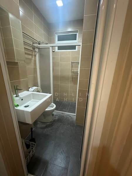 Condominium for Sale at Sterling - Fadhlin Wahid - Bathroom - PropertyGuru.com.my